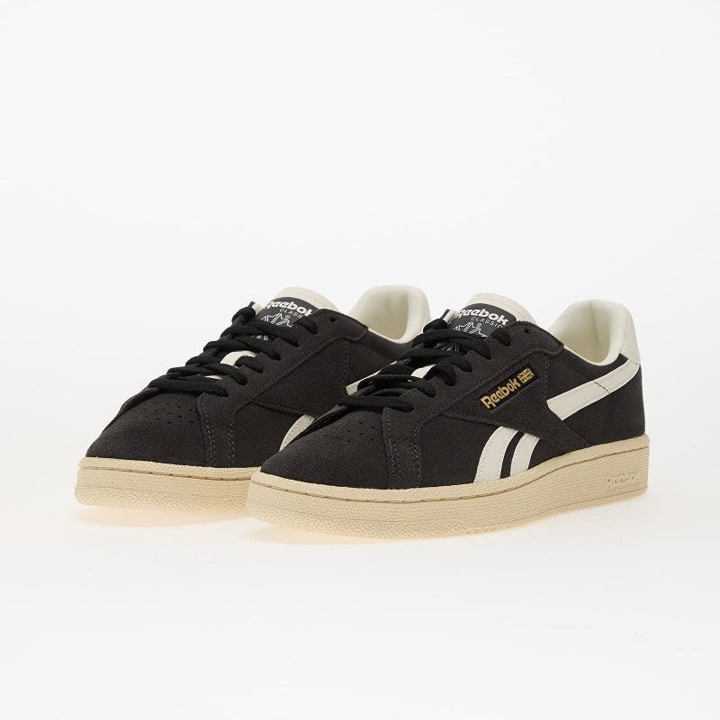 Reebok x Grounds Uk Club C Washedblack/ Paperwhite/ Chalk