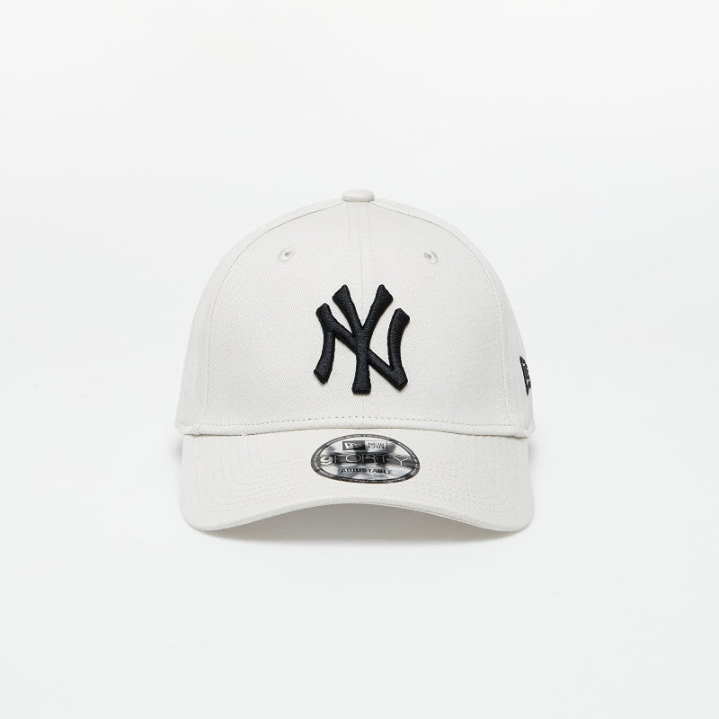 New Era 940 MLB League Essential New York Yankees Cream/ Black