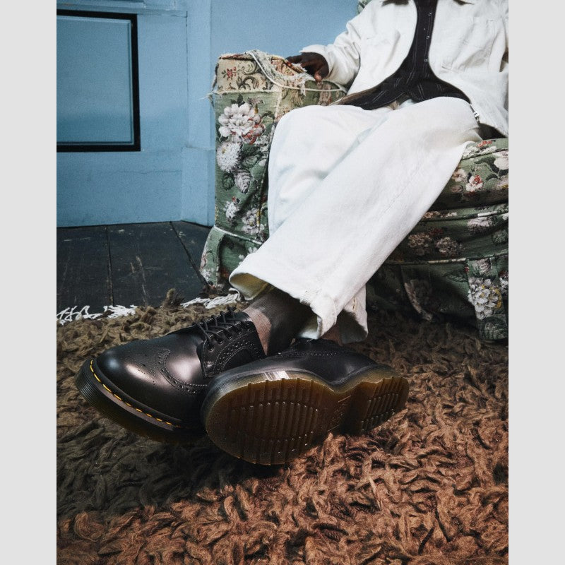 Dr. Martens 3989 Black Smooth YS