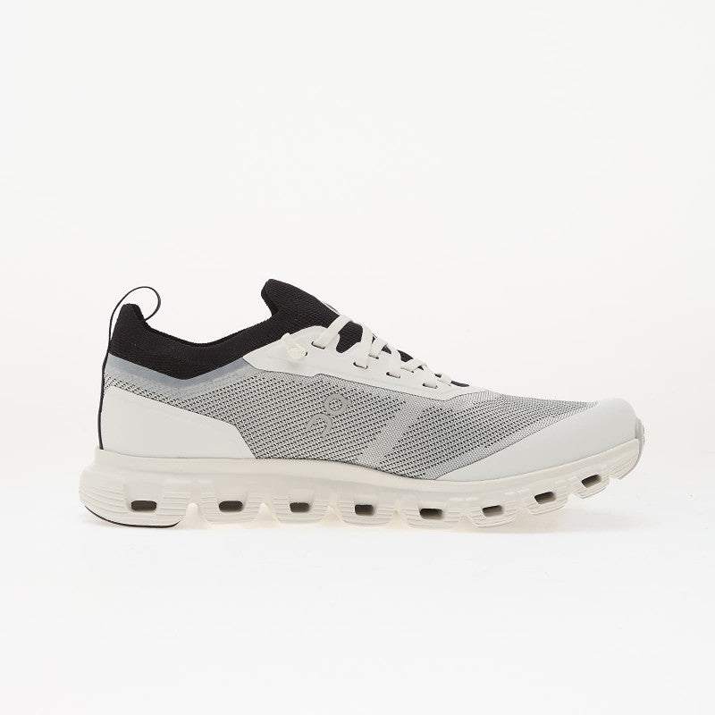 On M Cloud 6 Versa White/ Black