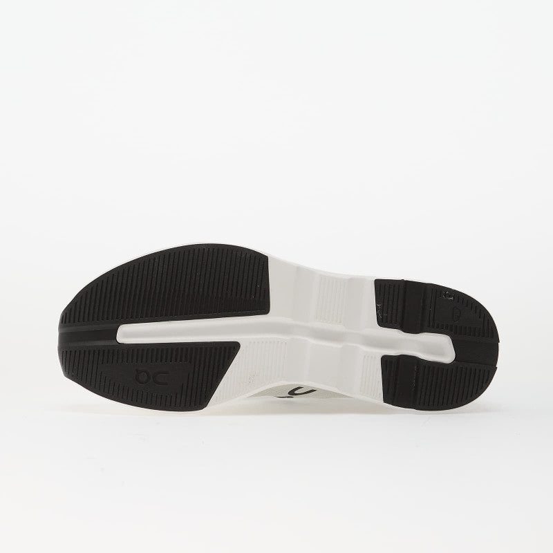 On Wmns Cloudzone Ice/ Black