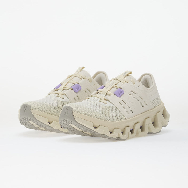 On Wmns Cloudswift Amp Ivory/ Ghost