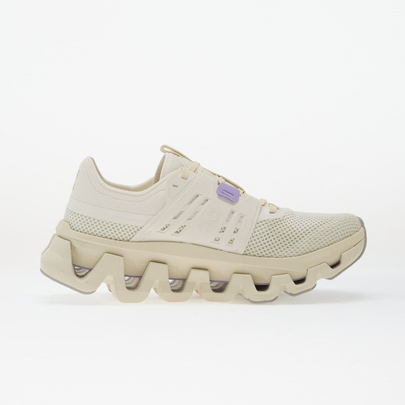 On Wmns Cloudswift Amp Ivory/ Ghost