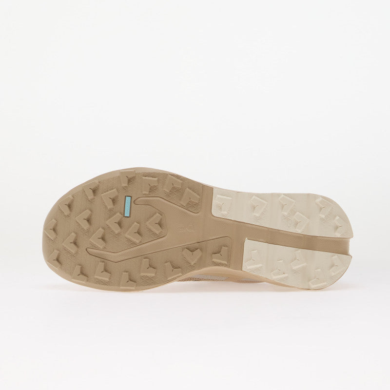 On Wmns Cloudvista 3 Waterproof Sand/ Ice