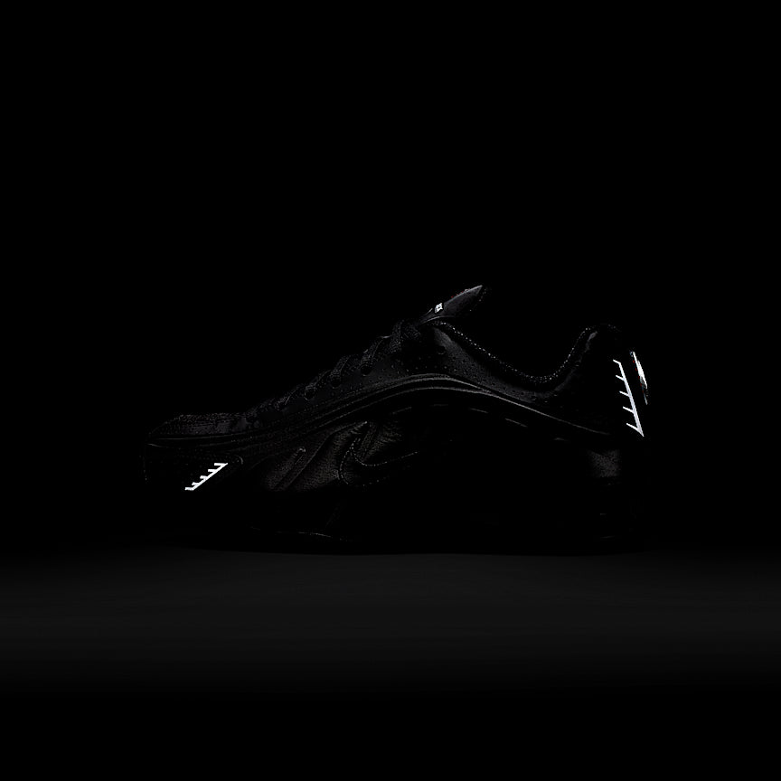 Nike Shox R4