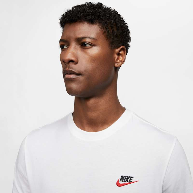 Nike Sportswear Club