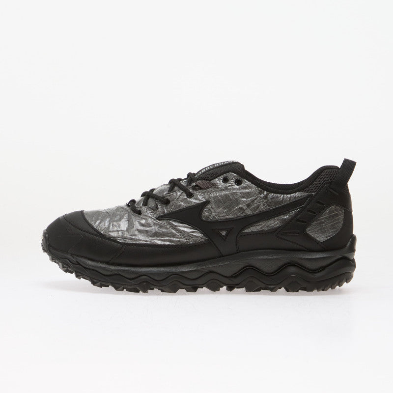Mizuno x Han Kjøbenhavn Wave Mujin TL Black/ Black Sand/ Iron Gate
