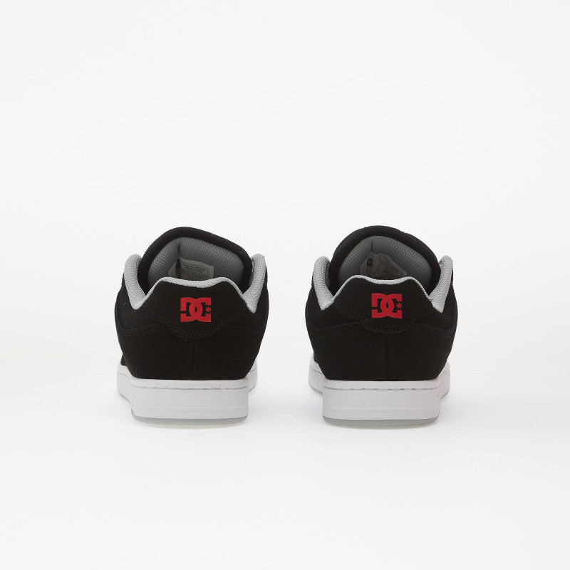 DC Manteca 4 Black/ Black/ Red