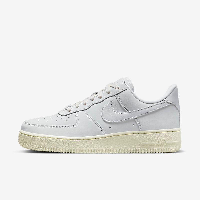 Nike Wmns Air Force 1 Premium