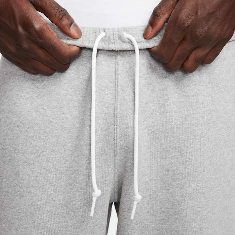 Nike Solo Swoosh