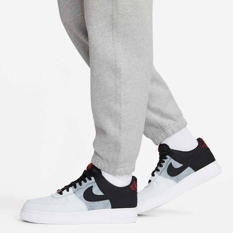 Nike Solo Swoosh