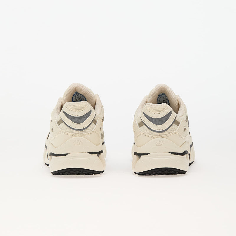 Karhu Super Fulcrum Vanilla Ice/ Black