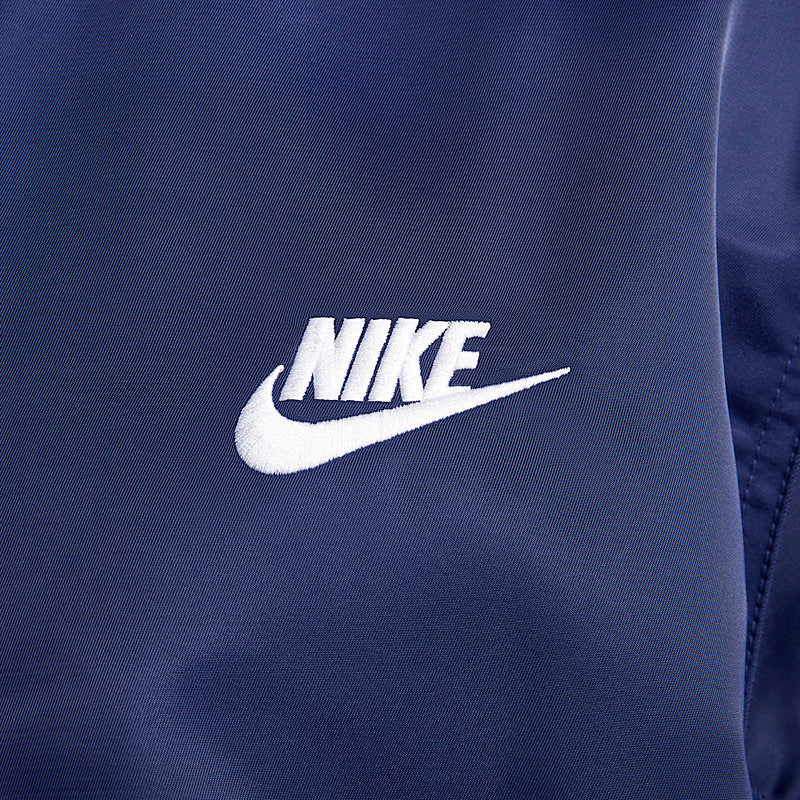 Nike Club