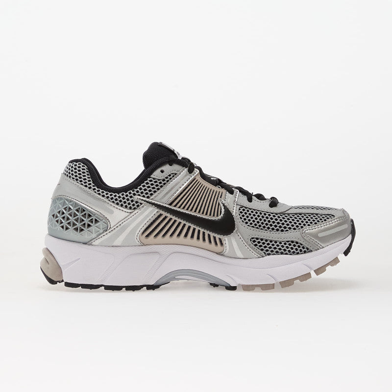 Nike Zoom Vomero 5 Metallic Silver/ Black-College Grey