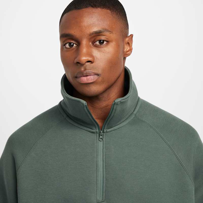 Nike Tech
