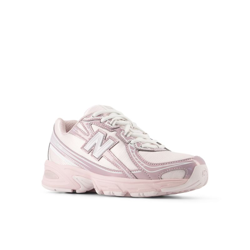 New Balance 770