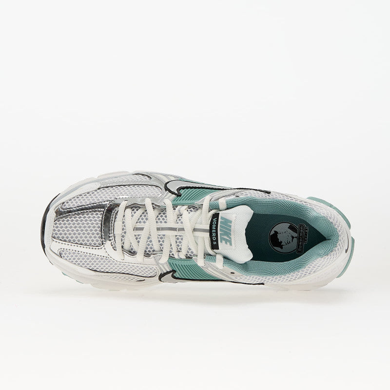 Nike Wmns Zoom Vomero 5 Summit White/ Mtlc Silver-Wolf Grey-Pure Platinum-Cannon-Black