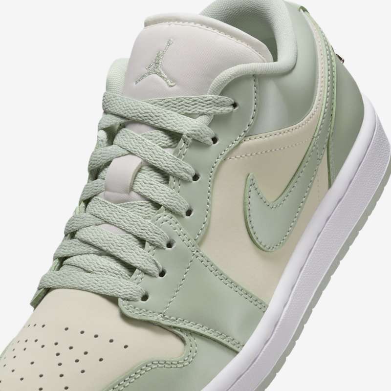 Air Jordan 1 Low SE