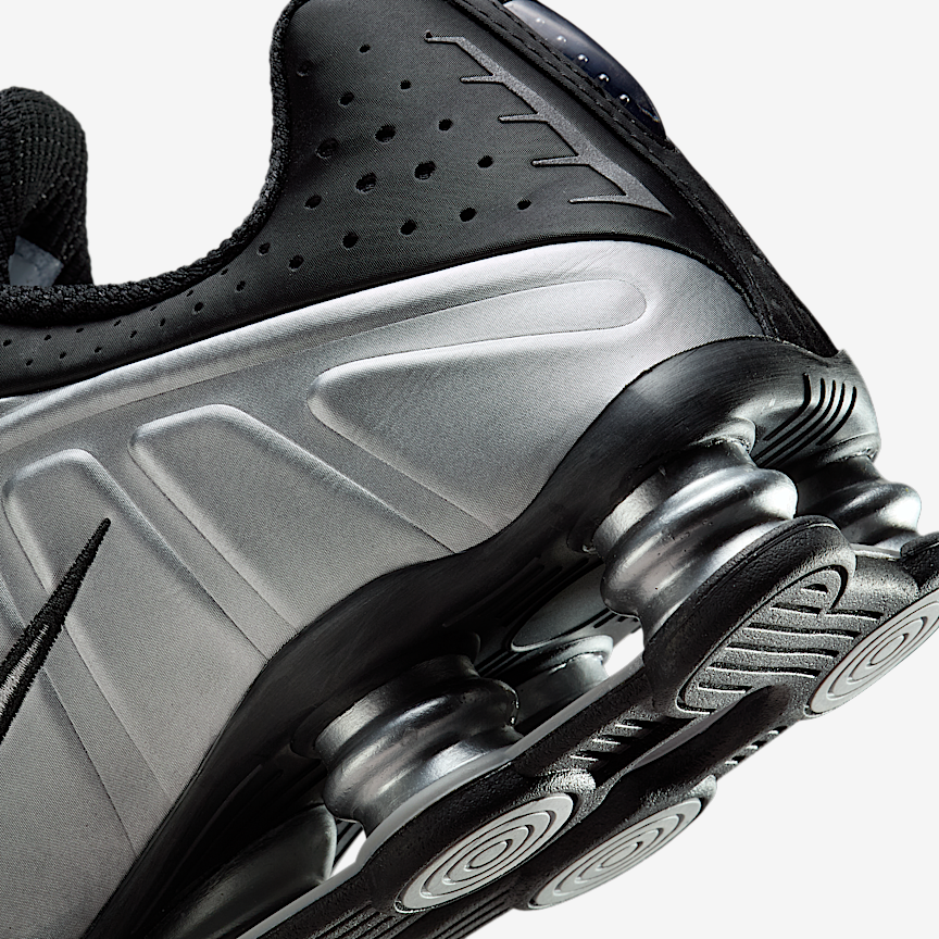 Nike Shox R4