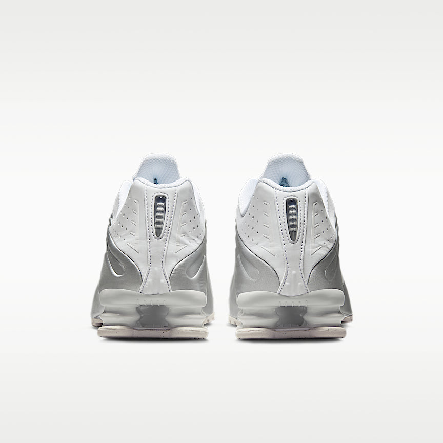 Nike Shox R4