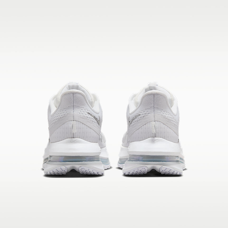 Nike Wmns Pegasus Premium