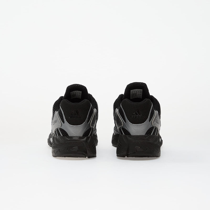adidas Adistar Control 3 Core Black/ Iron Metalic/ Ftw White 40