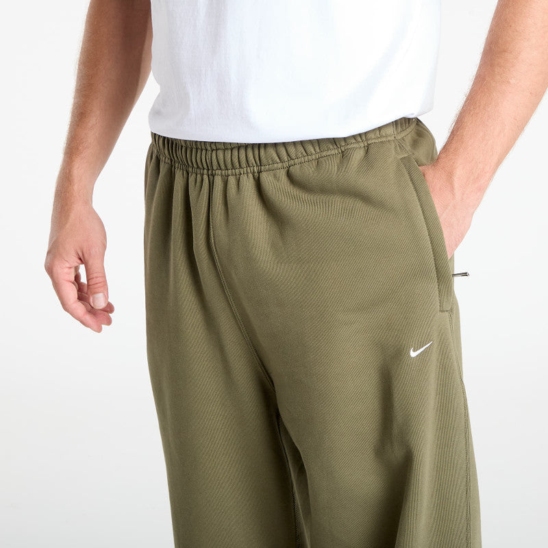 Nike Solo Swoosh Men's Cuffed Fleece Pants Medium Olive/ Medium Olive/ White