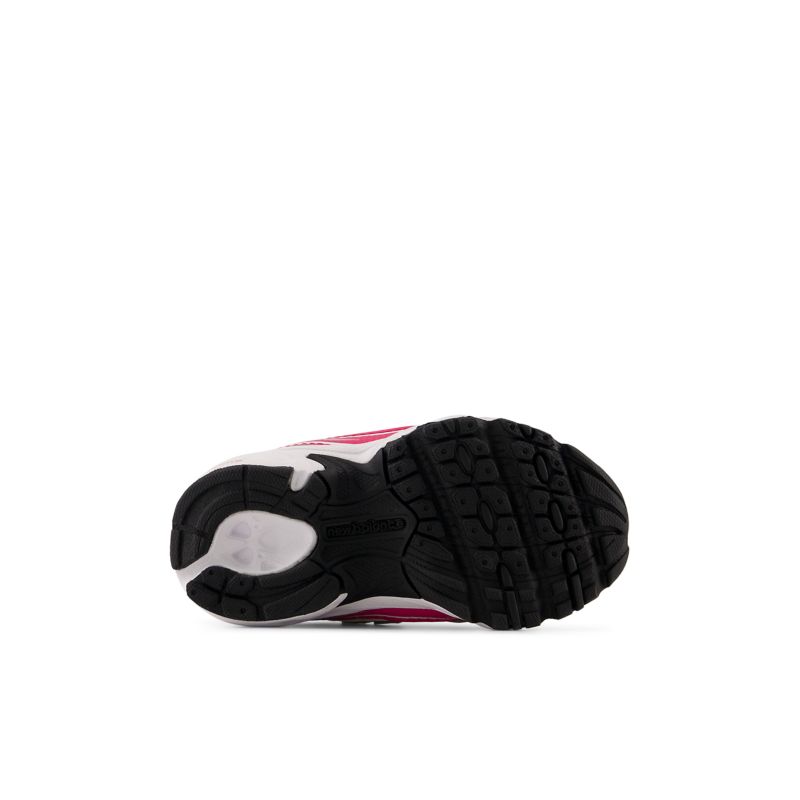New Balance 740