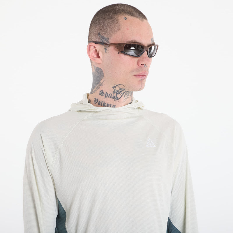Nike ACG "Solar Chase" Men's Dri-FIT UV Long-Sleeve Hooded Top Sea Glass/ Mineral Slate/ Summit White