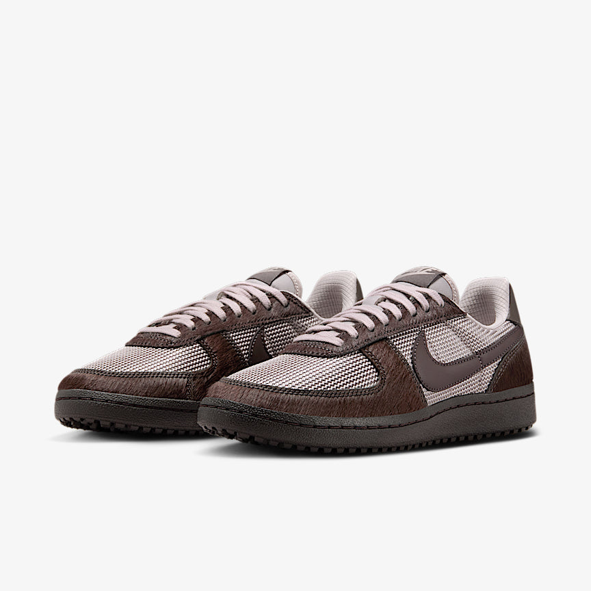 Nike Wmns Field General
