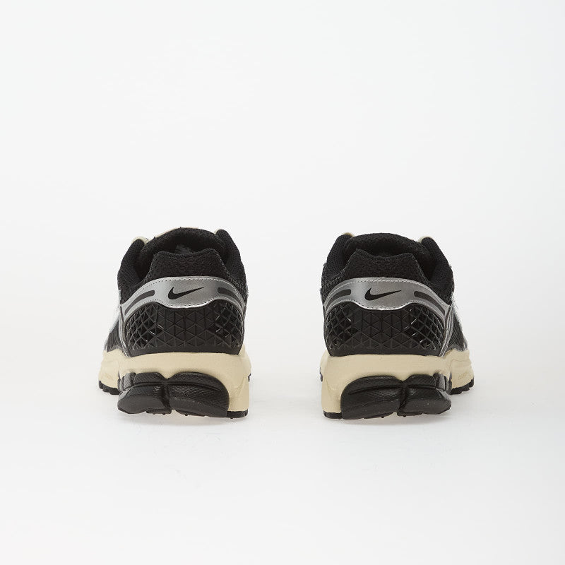 Nike Zoom Vomero 5 Black/ Chrome-Metallic Silver