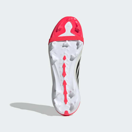 adidas PREDATOR LEAGUE z wywijanym językiem, przeznaczone na naturalną nawierzchnię
