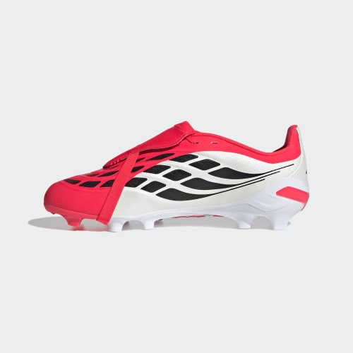 adidas PREDATOR LEAGUE z wywijanym językiem, przeznaczone na naturalną nawierzchnię
