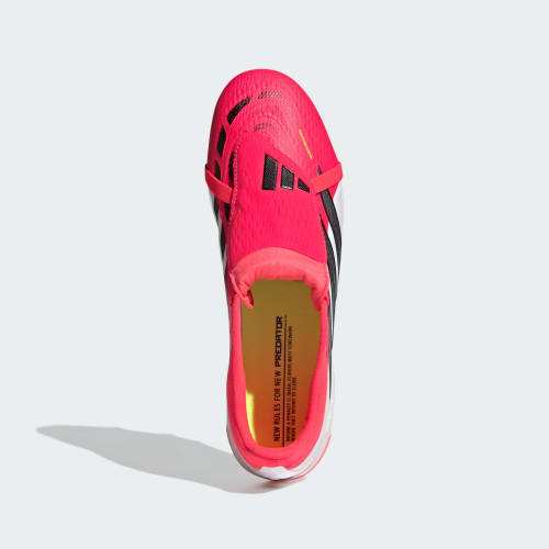adidas z wywijanym językiem na naturalną nawierzchnię PREDATOR PRO