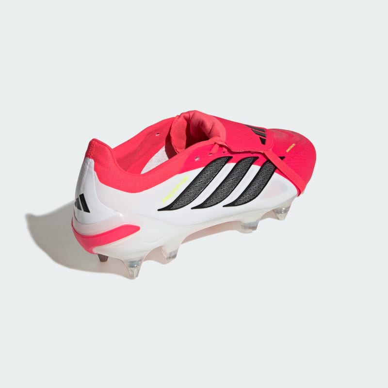 adidas z wywijanym językiem PREDATOR PRO na miękką nawierzchnię