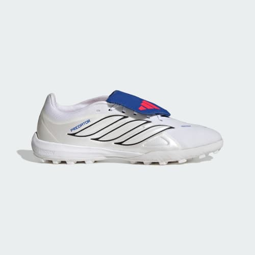 adidas PREDATOR LEAGUE z wywijanym językiem, przeznaczone do gry na murawie