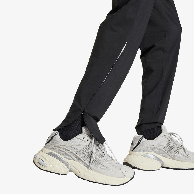 adidas Tech Trefoil Essentials Woven Pant Black