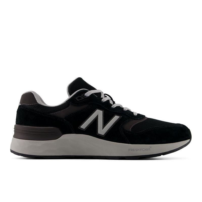 New Balance 880