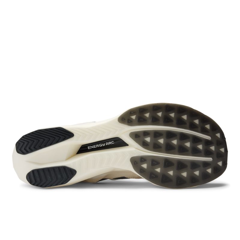 New Balance FuelCell SC Elite V5