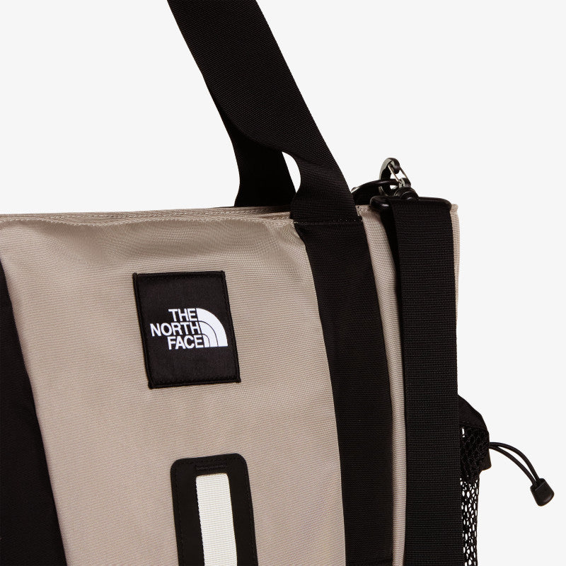 The North Face Hot Shot Tote Stone Slab/ Cumulus Cloud