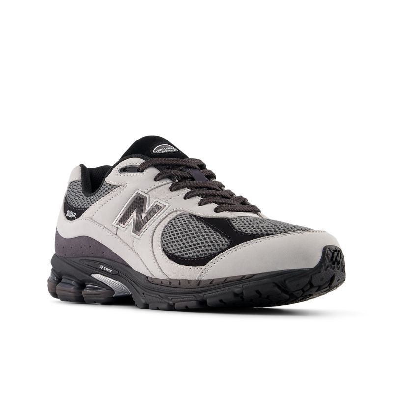 New Balance 2002R