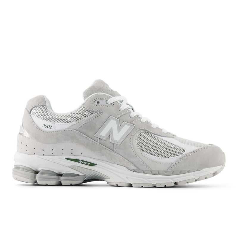 New Balance 2002R
