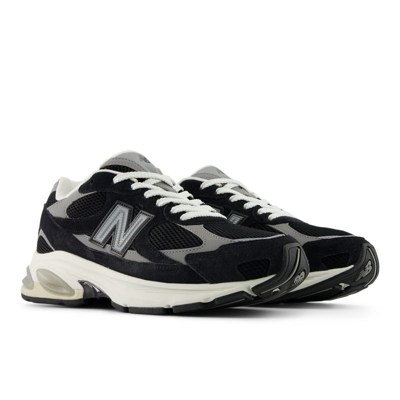 New Balance 2010 Black/ Shadow Grey/ Sea Salt