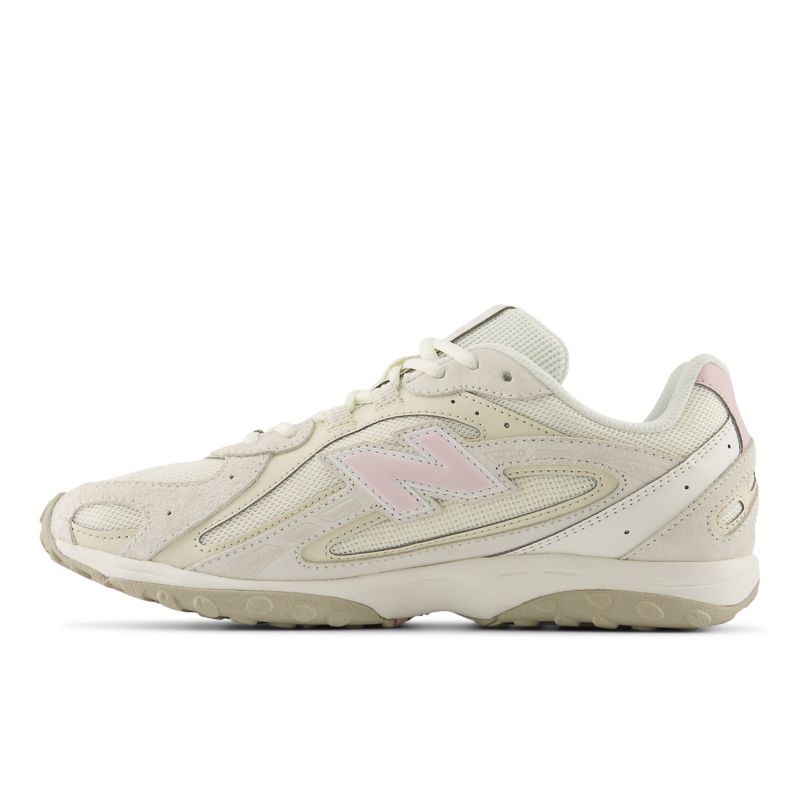 New Balance 204L Sea Salt/ Stone Pink