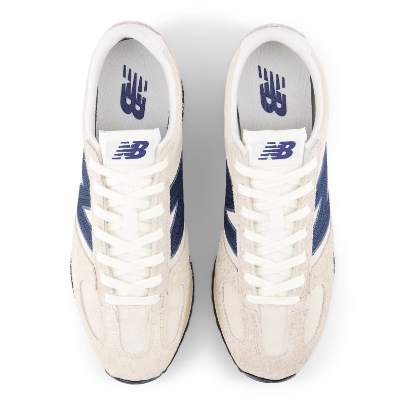 New Balance 471