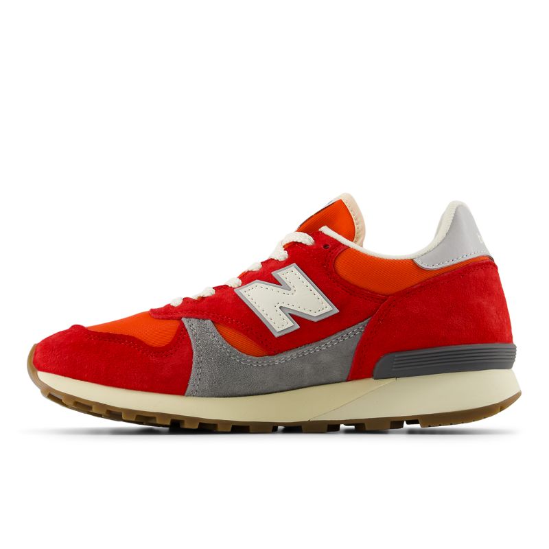New Balance 475