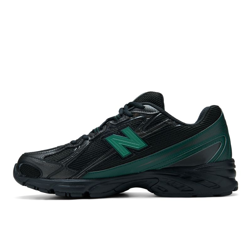 New Balance 740