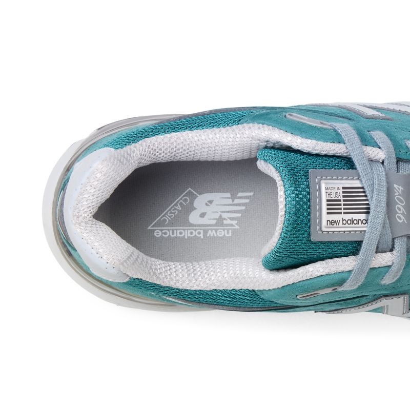 New Balance 990
