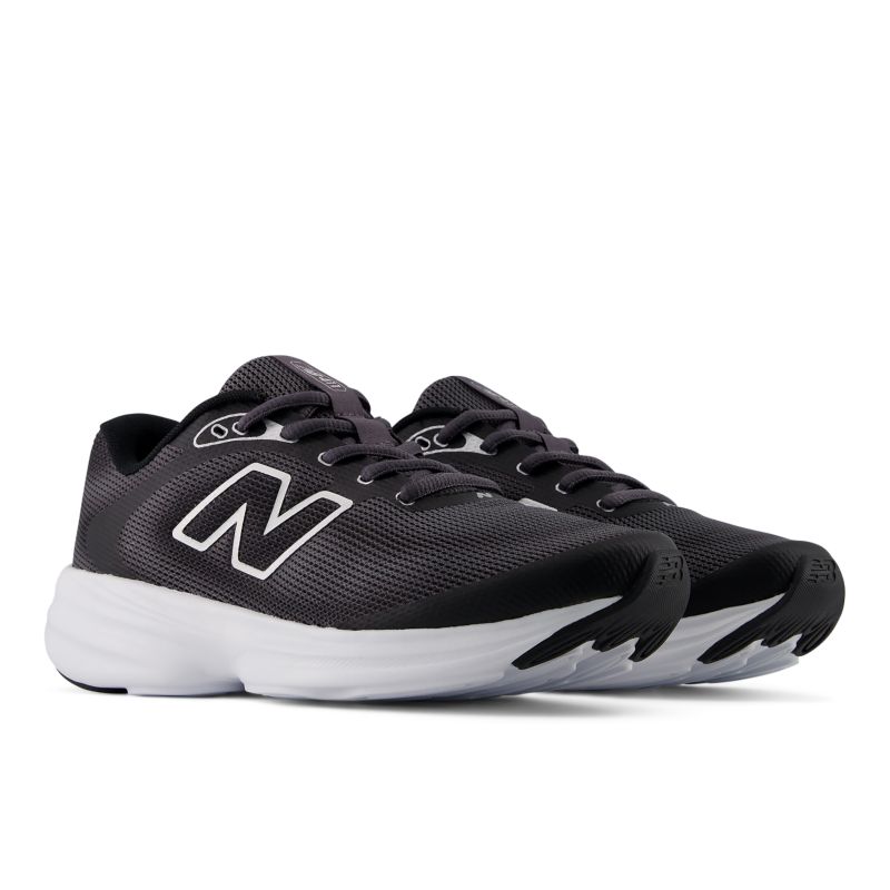 New Balance 411 v4 411