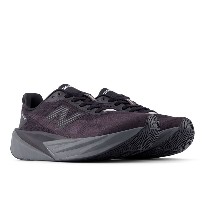 New Balance FuelCell Rebel v5